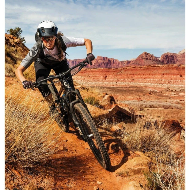 Casque Abus Montrailer Orange Et Noir – Image 4